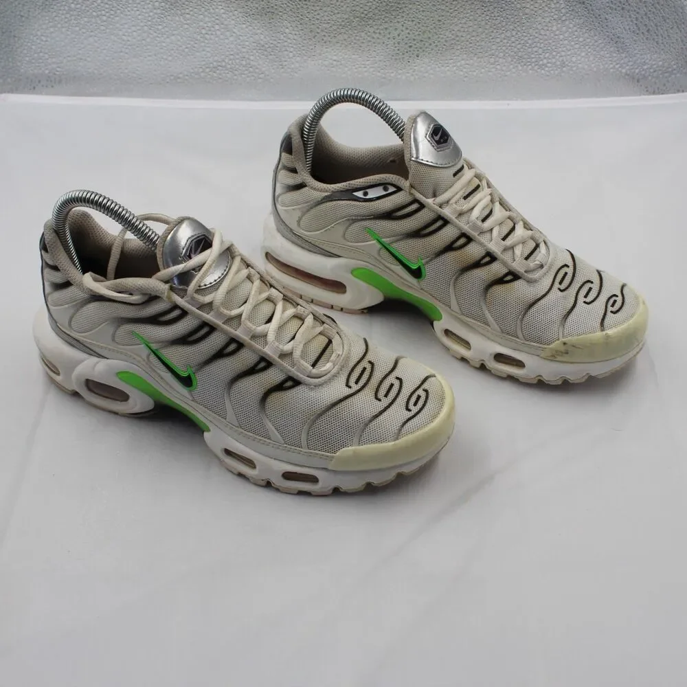 Nike Air Max Plus White Green Strike DN6997-100 Women's Size 7.5 TN
